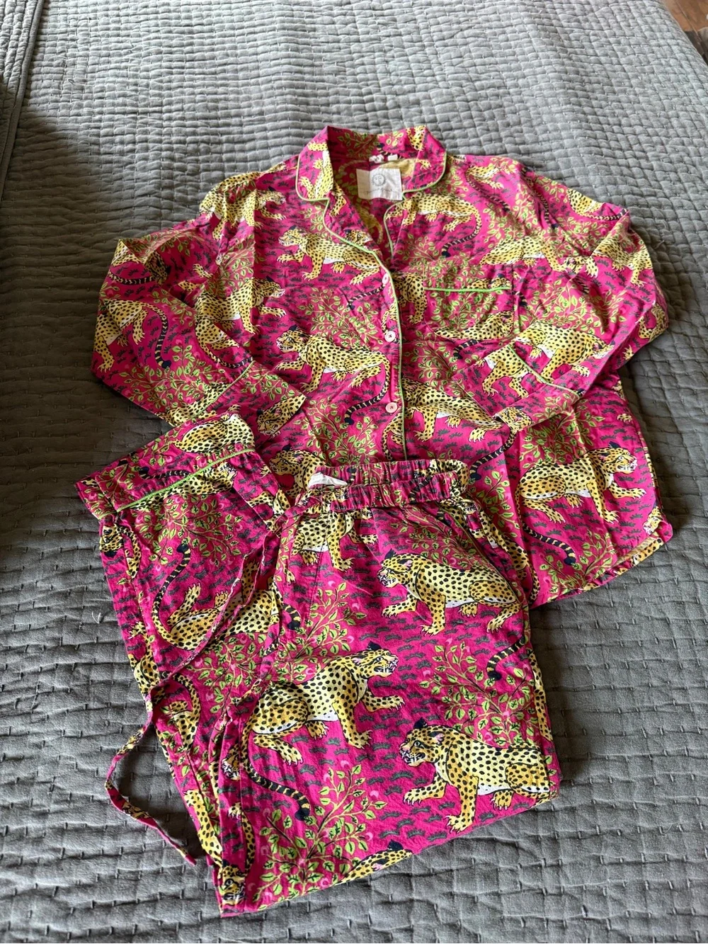 Print Fresh Pink Leopard Print Pajama Set